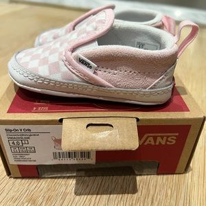 Vans slip on crib shoes in pink checkerboard